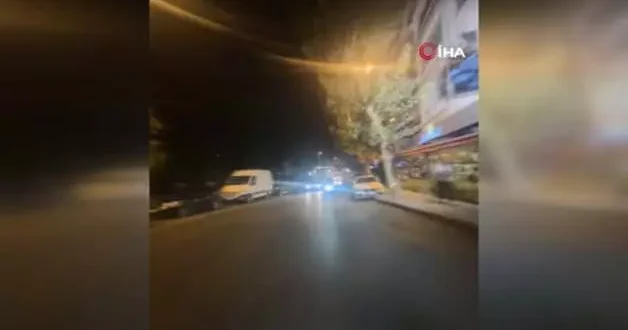 Avcılar da motosikletler kafa kafaya çarptı: Kaza anı kask kamerasına yansıdı