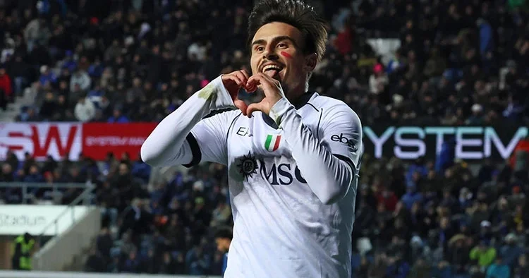 Eljif Elmas, yeniden Napoli de!
