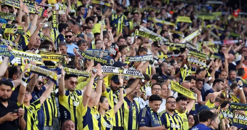 Fener in başına talih kuşu kondu! Yıldız futbolcuya çuvalla para teklif edildi
