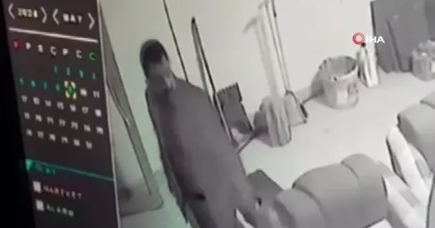 Zabıtayı sopayla döven dayakçı başkanın dosyası kabarık çıktı