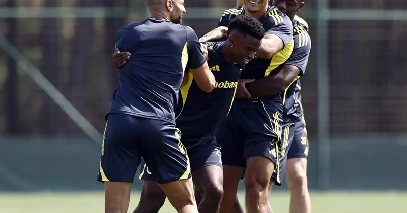 Fenerbahçe de bir ayrılık daha: Morata nın yanına gitti
