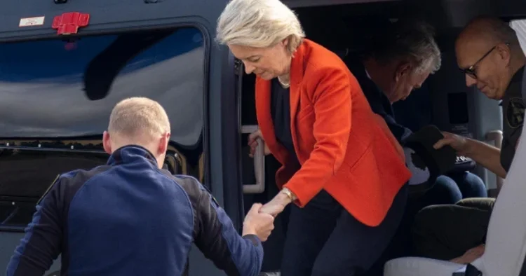 Avrupa Komisyonu Başkanı Ursula von der Leyen’in uçağına GPS müdahalesi! Pilotlar kağıt harita ile inmek zorunda kaldı