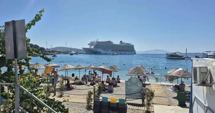 Bodrum’a, 2 bin 683 yolcuyla geldi