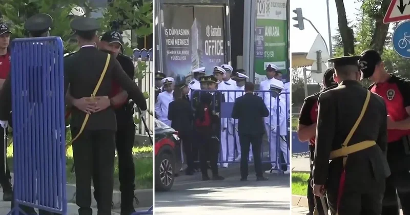 Anıtkabir de subay ve astsubayların polis tarafından aranması tartışılıyor Sözcü Gazetesi