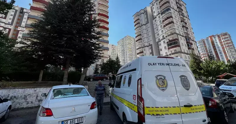 Kayseri’de bıçaklanan bina görevlisi hayatını kaybetti