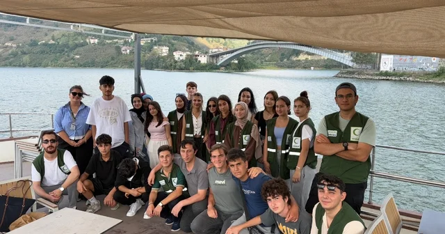 Samsun Yeşilay Şubesi 26 gönüllü öğrenciyle Ayvacık gezisi düzenledi Samsun Haberleri