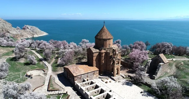 Van daki tarihi Akdamar Kilisesi, 13 üncü ayine ev sahipliği yapacak Van Haberleri