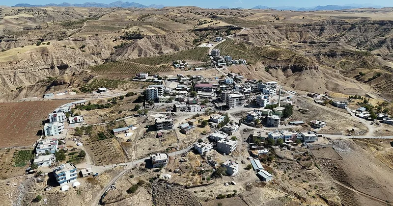 Siirt’in Aksöğüt köyünde herkesin soyadı: Yeşilyurt