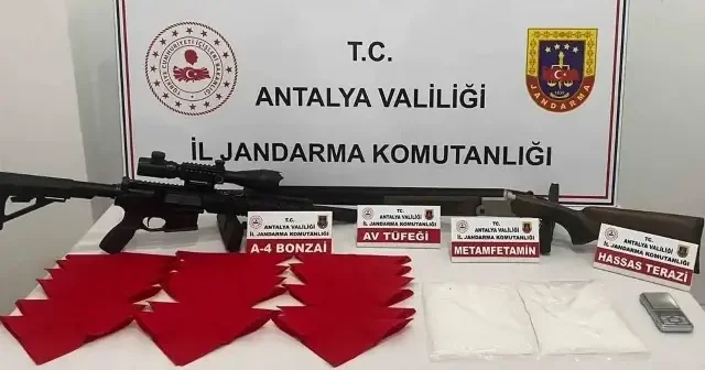 Antalya’da 200 bin kullanımlık uyuşturucu madde ele geçirildi Antalya Haberleri