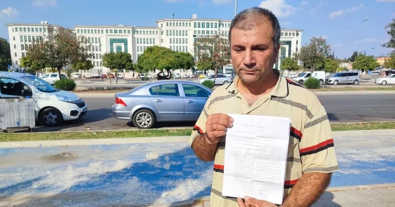 Adana’da yol isteyen adam saldırganların kurbanı oldu: Camiye kaçtı orada da dövdüler!