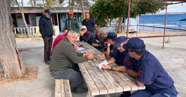 Gelibolu da balıkçılara bilgilendirme toplantısı yapıldı Çanakkale Haberleri