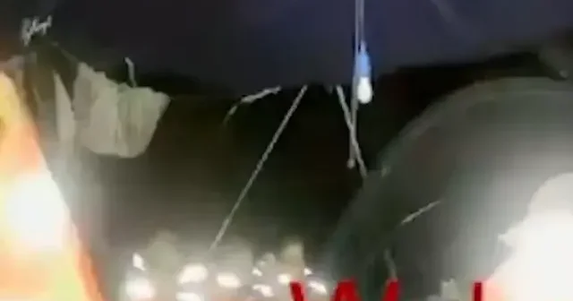 İsrail donanması Sumud Filosu nun etrafında: Yolcular can yeleklerini giydi VİDEO İZLE