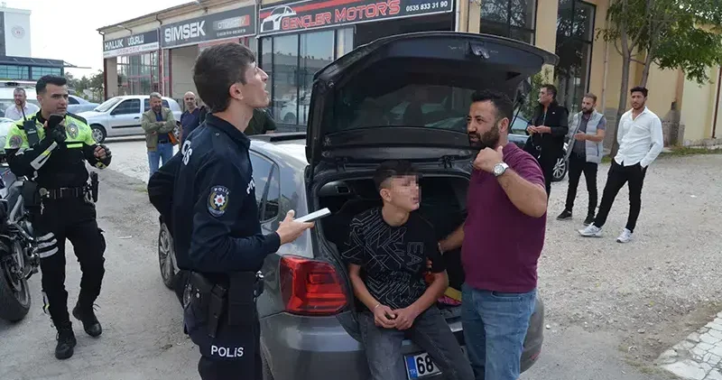 Dur ihtarına uymayan sürücü, 14 yaşındaki çocuk çıktı