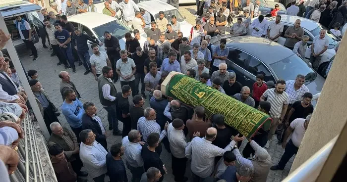 Diyarbakır da su kuyusunda ölen 4 kuzenin cenazesi yan yana toprağa verildi