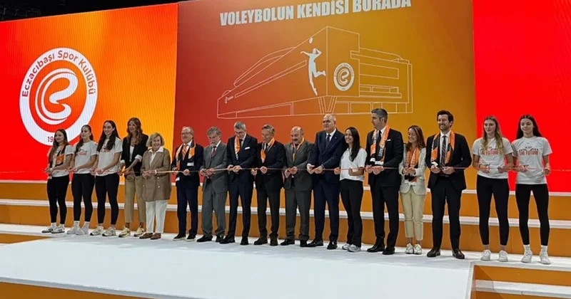 Eczacıbaşı Dynavit, 2025 2026 sezonunu yeni evinde düzenlediği basın toplantısıyla açtı