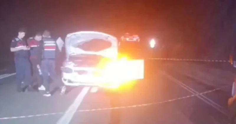 Mersin de feci kaza! Kamyona arkadan çarpan otomobilde bir kişi öldü