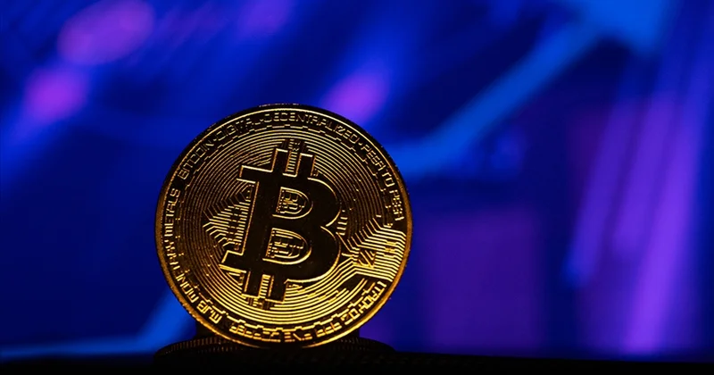 ABD de hükümetin kapanması Bitcoin i sarstı: 113 bin dolara kadar geriledi
