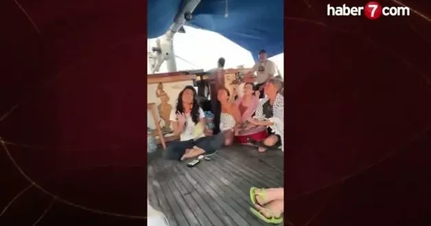 Gazze Yolcularının Marşı: Dronlar ateş ediyor ama bizi durduramaz