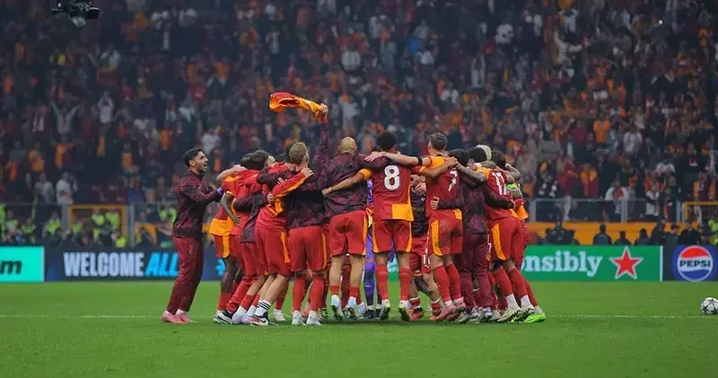 Galatasaray, Liverpool’u devirdi; Şampiyonlar Ligi’nde siftahı yaptı