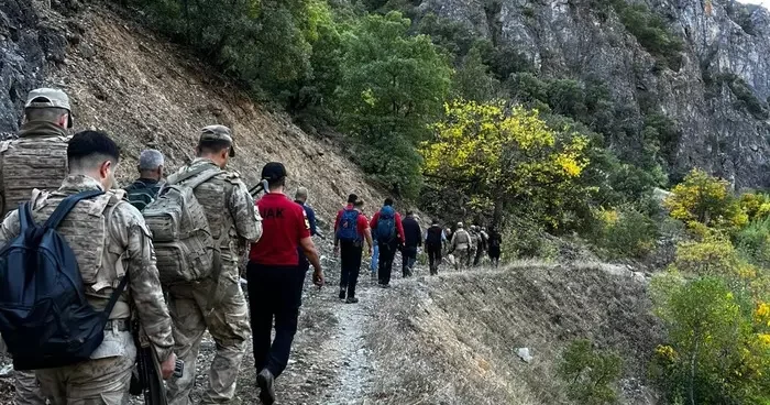 Yer: Tunceli! Ormanlık alanda kayboldular, 13 saatlik arama çalışmasıyla bulundular