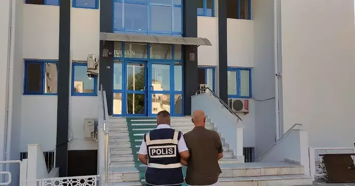 297 yıl 498 ay hapis cezası ile aranan şahıs yakalandı