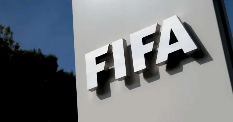FIFA dan Galatasaray a kötü haber: Karar çıktı