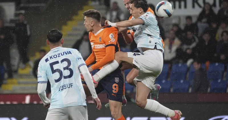 Krzysztof Piatek, Katar da Sözcü Gazetesi