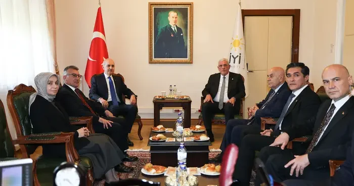 TBMM Başkanı Kurtulmuş tan İYİ Parti lideri Dervişoğlu na ziyaret: Terörsüz Türkiye mesajları geldi