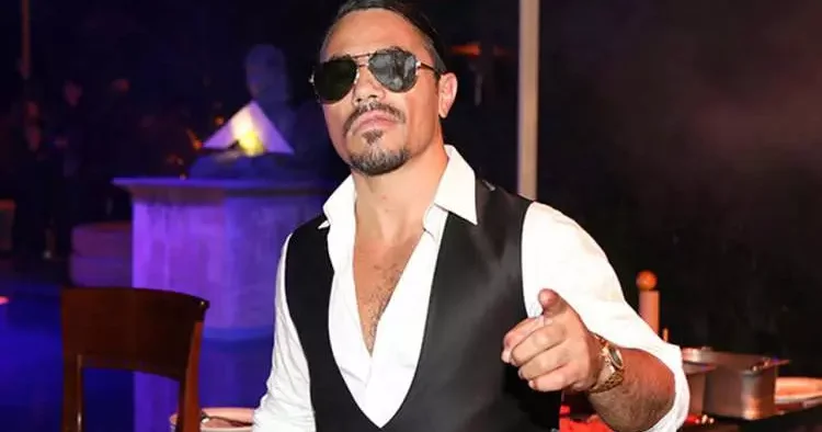 Nusret’ten kapıdan kovulma iddialarına sert yanıt: Bilinmesini isterim ki…