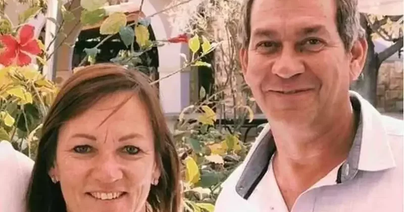 Hayvanları korumak için çabalıyordu! 2 aslana yem oldu