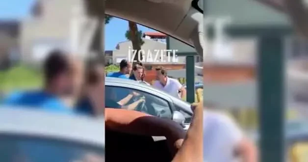 Ünlü oyuncu trafikte çılgına döndü: Öfkesinden eşi de nasibini aldı!