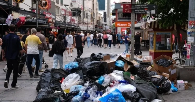 İYİ Parti den CHP ye İzmir bombardımanı! 1994 ü hatırlattı: CHP demek çöp demektir...