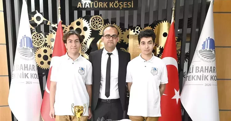 Bu proje 3’üncülük getirdi: CNC tezgâhında sualtı robotu yaptılar