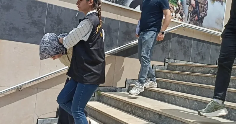 Bebeğini Mezarlığa Bırakan Üniversite Öğrencisi Gözaltında