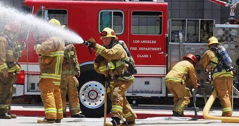 Los Angeles’taki orman yangınına müdahale için 150 Ulusal Muhafız görevlendirildi