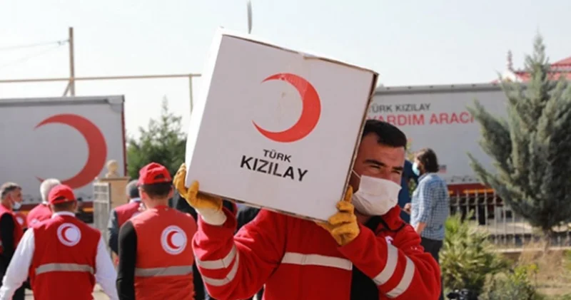 Türk Kızılayından kumanya yardımı