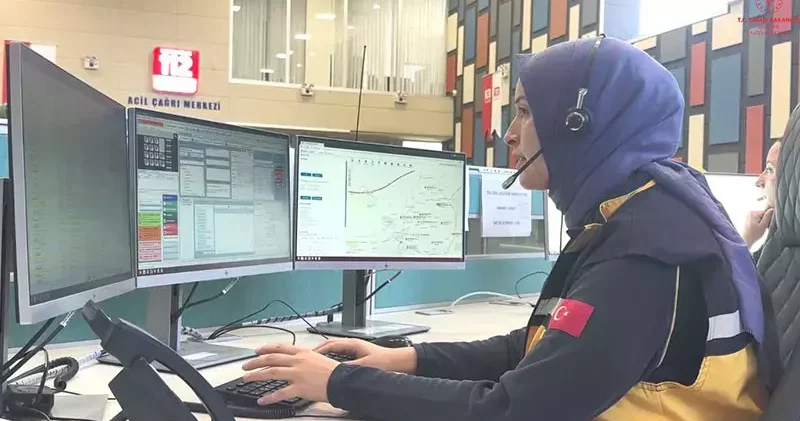 Acil tıp teknisyeni telefonda hayat kurtardı; O anlar çağrı merkezinin kayıtlarına yansıdı