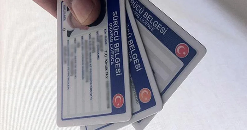 Eski tip ehliyetlerde kritik uyarı! Yenileme ücreti 15 TL den 7 bin 438 TL ye çıkacak İş Yaşam Haberleri