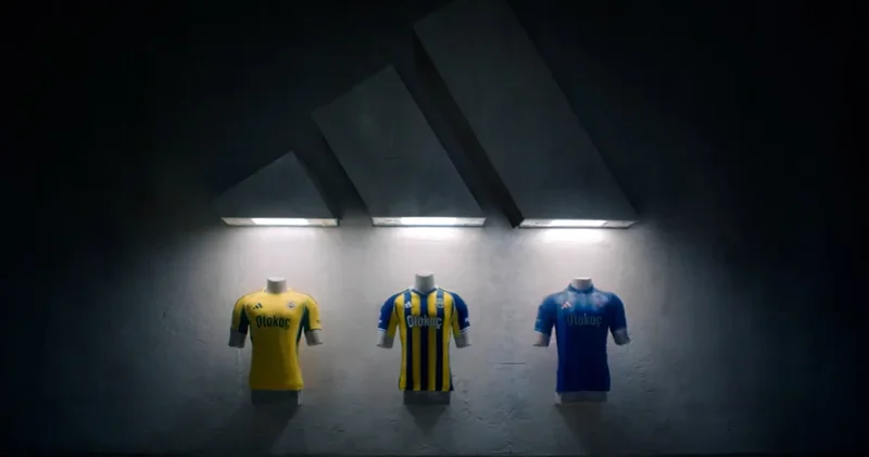 Lansman değil yıldızlar geçidi: Fenerbahçe nin yeni sezon forma tanıtım filmine büyük ilgi