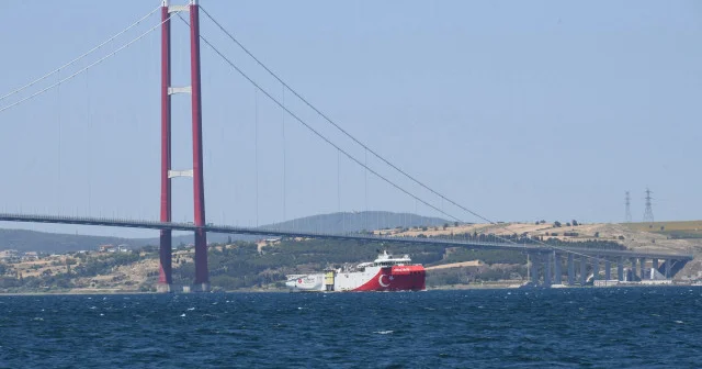Oruç Reis 1915 Çanakkale Köprüsü altından geçişini yaptı Gündem Haberleri
