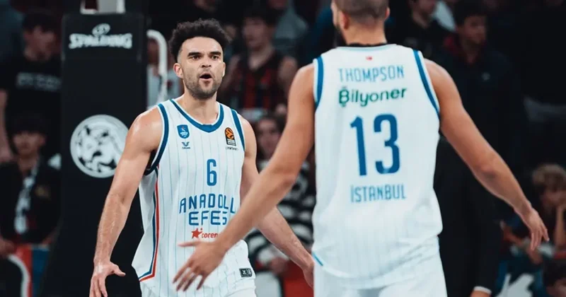 Fenerbahçe Beko nun eski başantrenörü Anadolu Efes in başına geçti