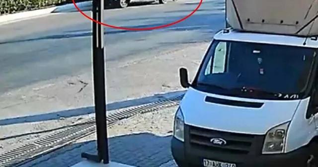 Kamyonun otomobillere çarptığı, 1 kişinin öldüğü kazada kamerada Çanakkale Haberleri