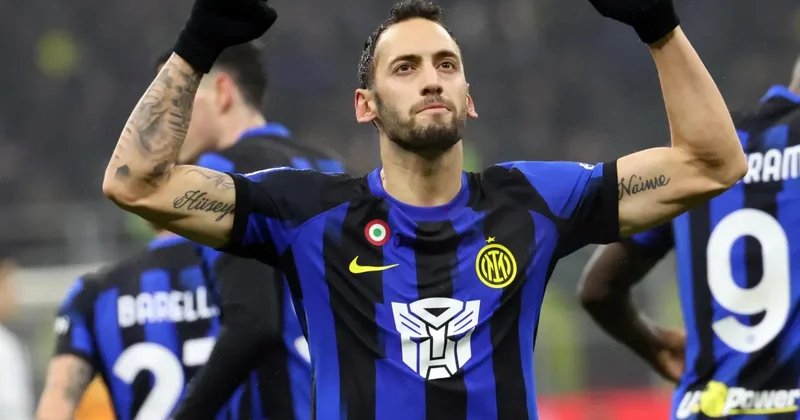 Kapıyı göstermişlerdi: Hakan Çalhanoğlu İstanbul biletini öne çekti