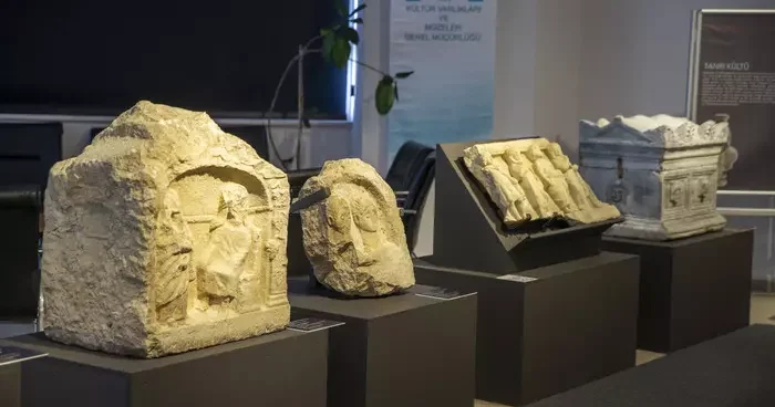 Bolu da Kalkhedon dan Klaudiopolis e sergisi açıldı