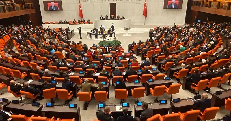 Özgür Özel e ait dokunulmazlık dosyası TBMM de