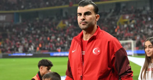 Abdülkerim Bardakçı dan Leman dergisine sert tepki: Hz. Muhammed (s.a.v.) bizim en büyük izzetimizdir Gündem Haberleri