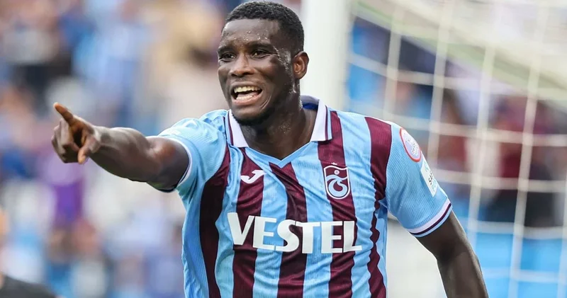 Yeni transfer Paul Onuachu dan uçakta Trabzonspor taraftarına mesaj: Bize her yer Trabzon