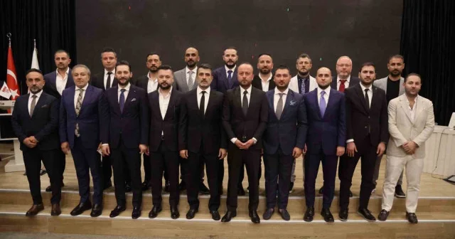Sivasspor da yeni yönetim kurulunda görev dağılımı yapıldı Futbol Haberleri