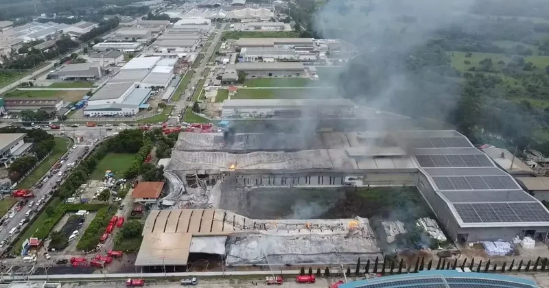 Tayland da Kağıt Fabrikası Yangını: 8 Ölü
