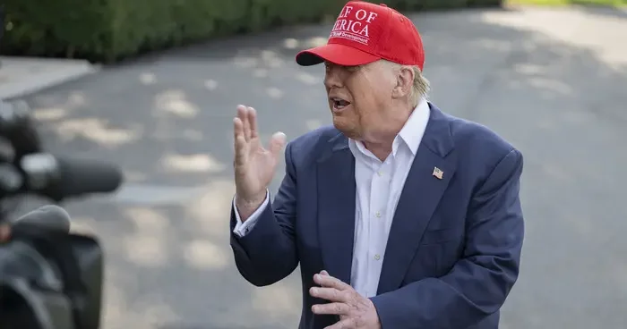 ABD Başkanı Trump açıkladı! Ülkelere mektup yazarak tarifeleri bildirecekler